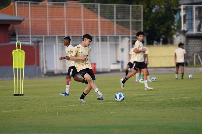 Bangganya Mathew Baker Bisa Kembali Latihan Bersama Timnas U-17 Indonesia