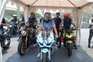 Alex Marquez Ketemu Fans di Jakarta Riding Naik Motor 1M Jelang MotoGP Mandalika